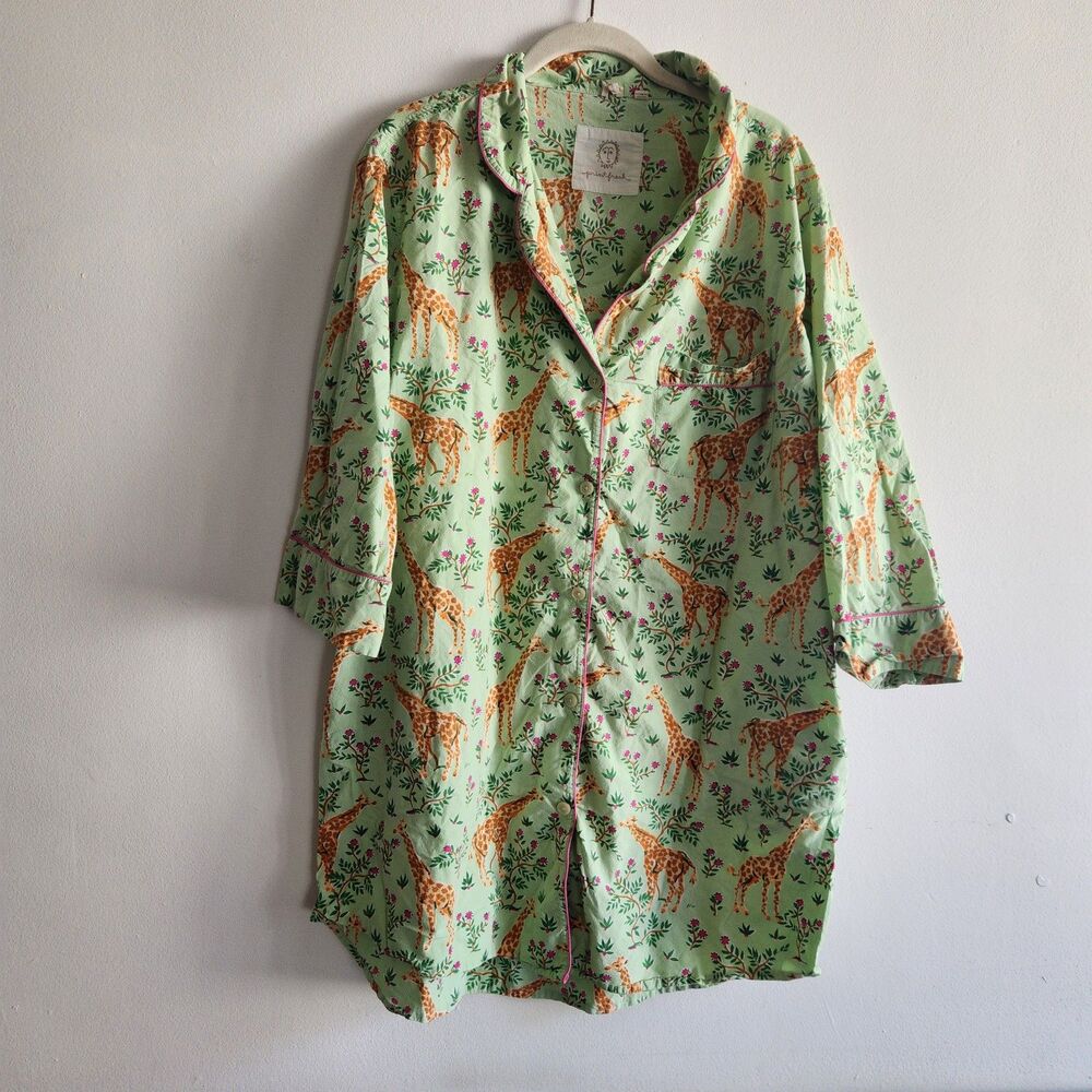 Printfresh Grazing Giraffes Button Down Pajama Shirt Pockets lounge sleepwear L